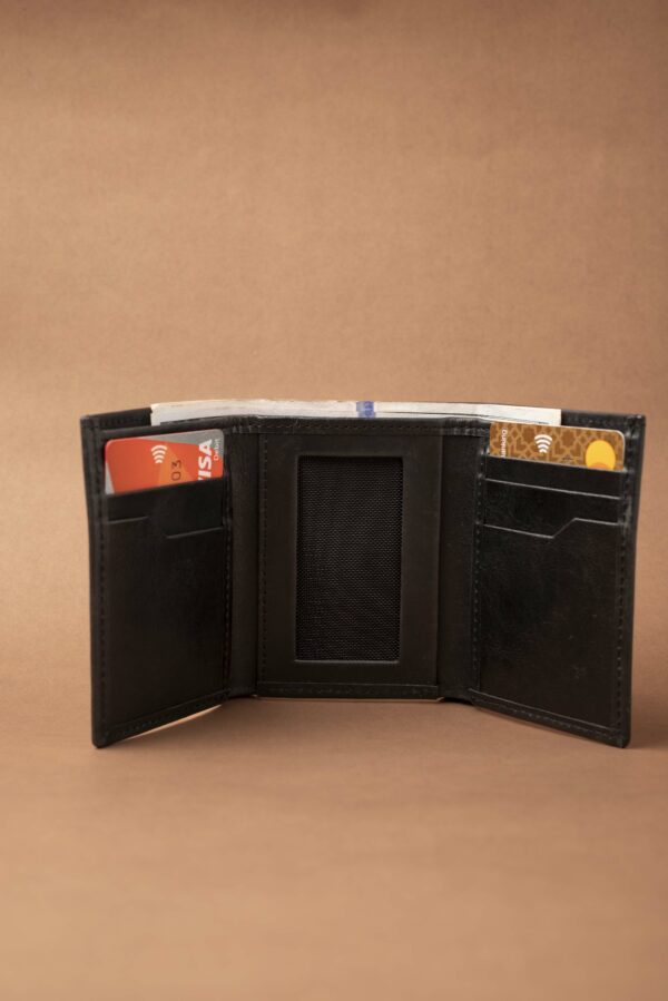 Men's Black Tri-Fold Leather Wallet