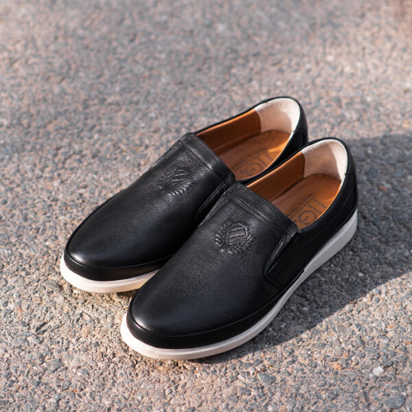 Men’s Turkiye-built Leather Shoes in Bold Black Color
