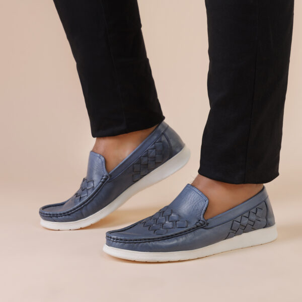 Men's Turkiye-Made Designer Leather Shoes in Blue Color