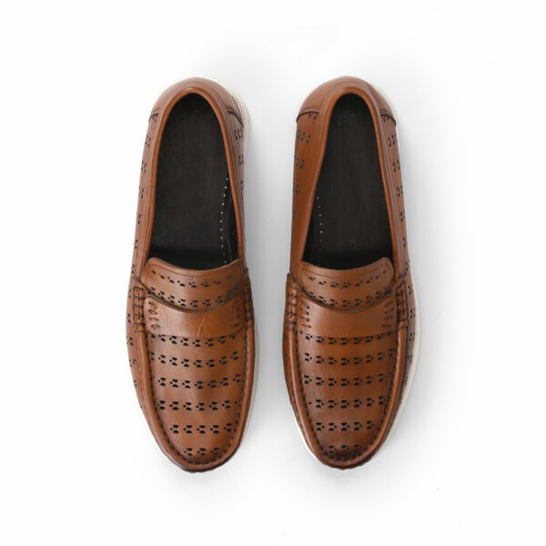 Men's Turkiye-origin Tri-dotted Leather Loafers in Tan